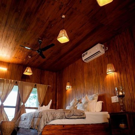 Driftwood Beach Resort Varkala Buitenkant foto