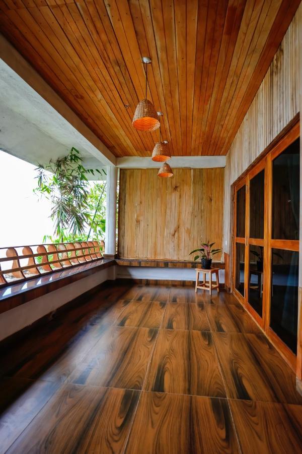 Driftwood Beach Resort Varkala Buitenkant foto