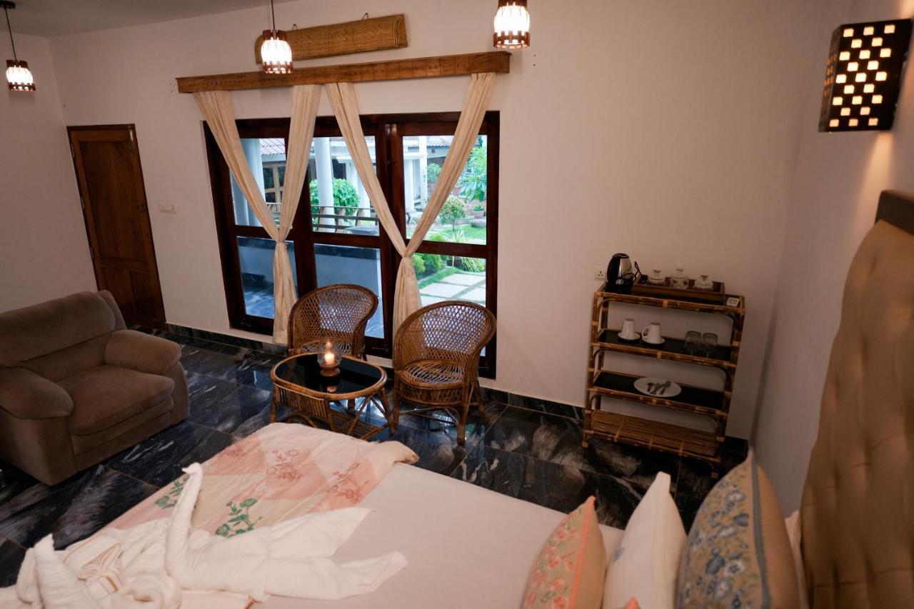 Driftwood Beach Resort Varkala Buitenkant foto